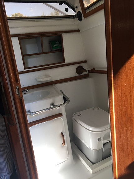 Sea Ray 300 2x Diesel 5 of 11
