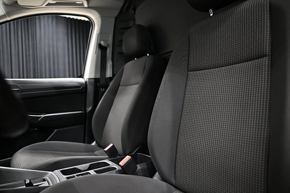 Volkswagen Caddy 18 of 27