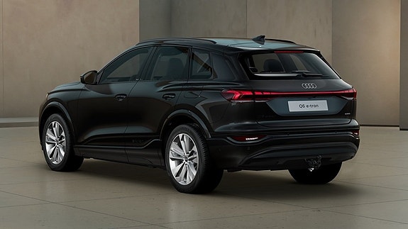 Audi Q6 e-tron 5 of 5