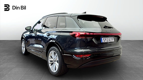 Audi Q6 e-tron 3 of 5