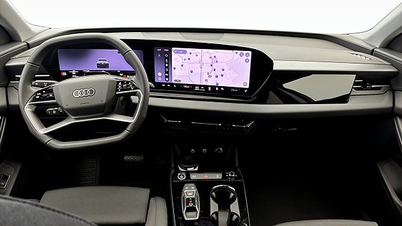 Audi Q6 e-tron 10 of 13