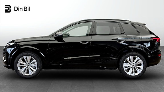 Audi Q6 e-tron 2 of 5