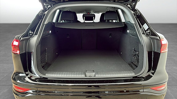 Audi Q6 e-tron 13 of 13