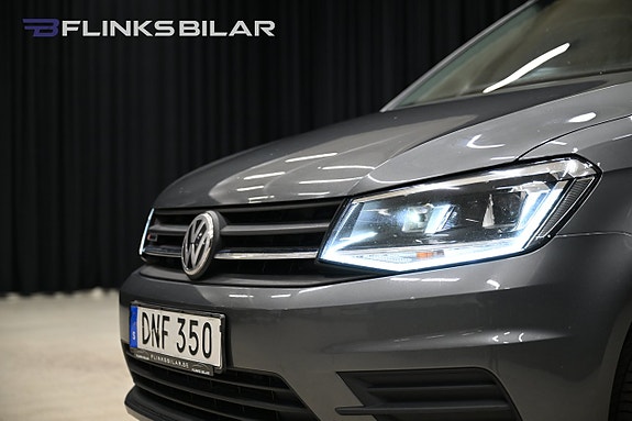 Volkswagen Caddy Maxi 3 of 5