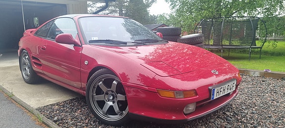 Toyota MR2 3 of 5