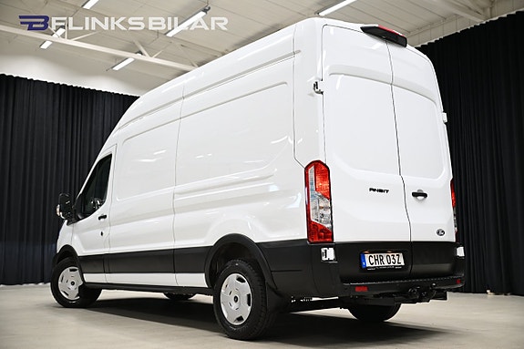 Ford Transit 4 of 5