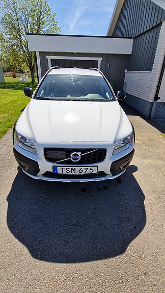 Volvo XC70 4 of 5
