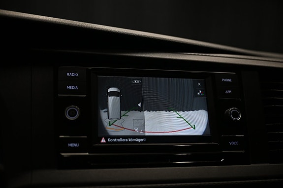 Volkswagen Transporter 15 of 26