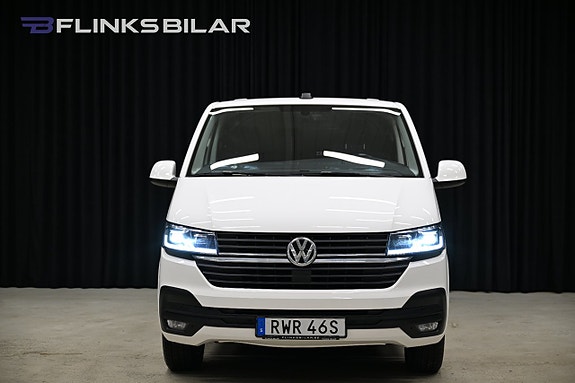 Volkswagen Transporter 3 of 5