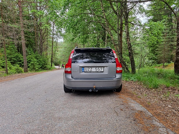 Volvo V50 2 of 4