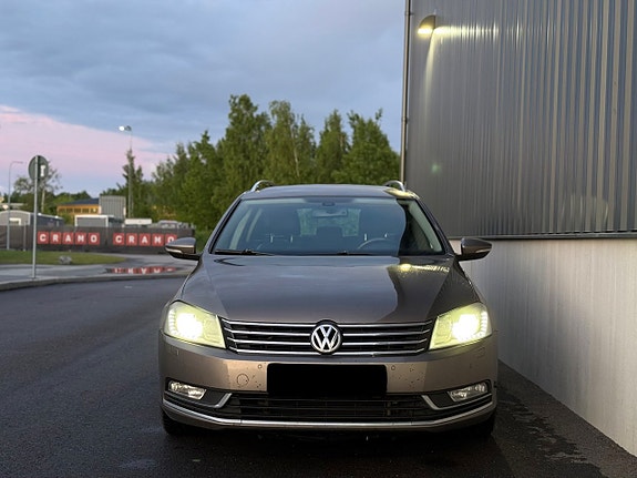 Volkswagen Passat 4 of 5