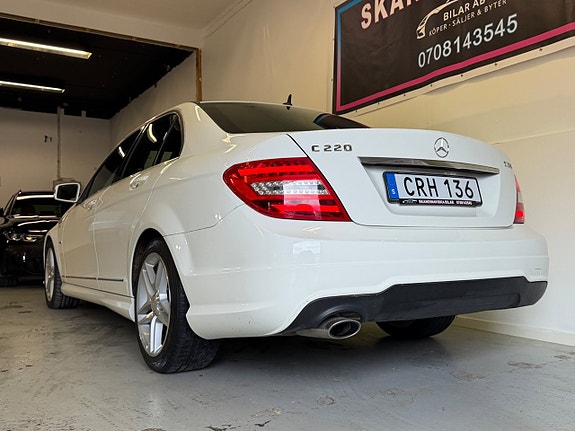 Mercedes-Benz C220 7 of 18