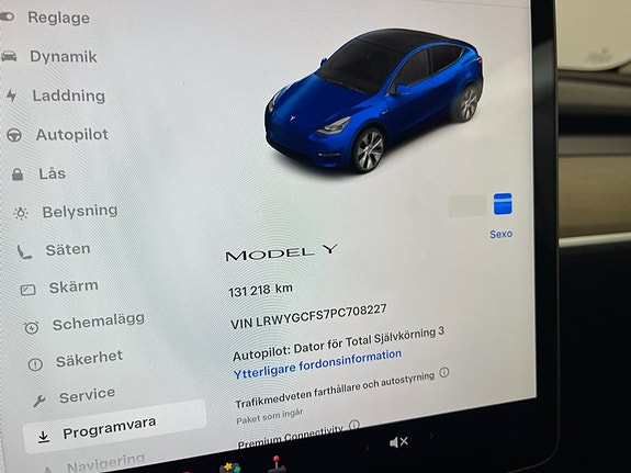 Tesla Model Y 9 of 10