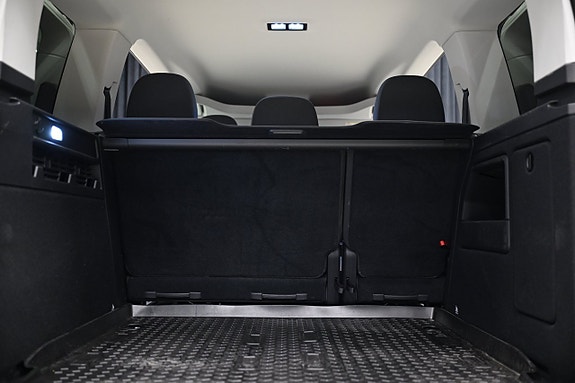 Volkswagen Caddy 11 of 30