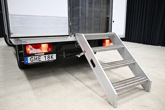Mercedes-Benz Sprinter 319 11 of 30