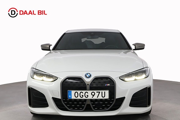 BMW i4 2 of 5