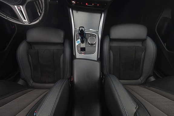 BMW i4 15 of 29