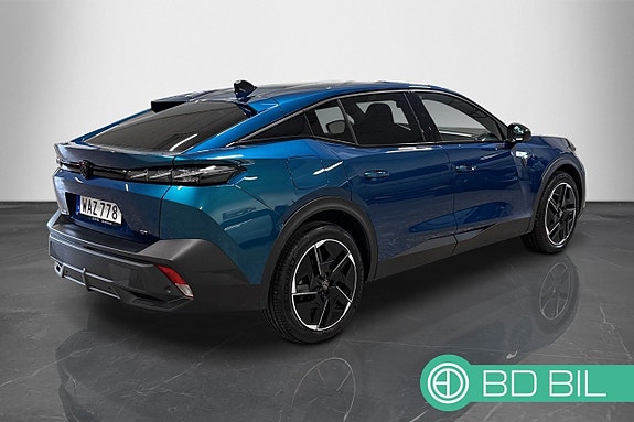 Peugeot 408 4 of 5