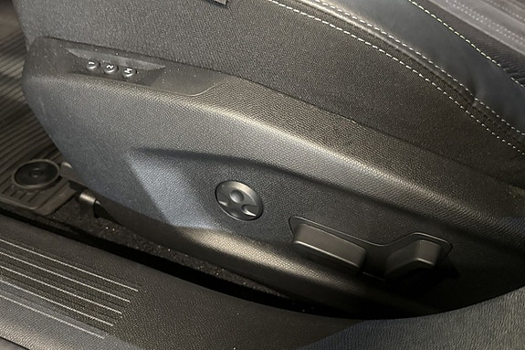 Peugeot 408 18 of 25
