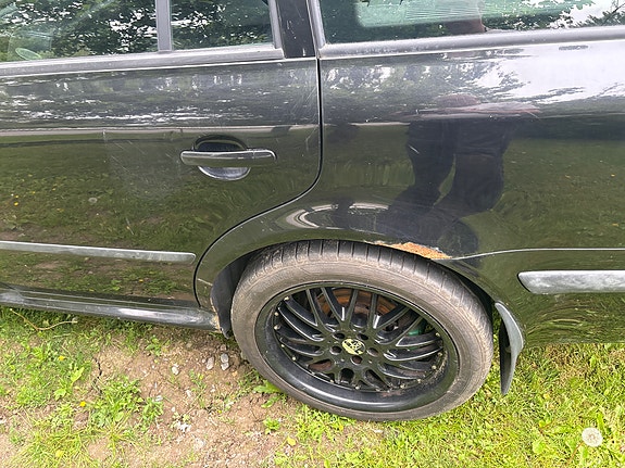 Skoda Octavia 3 of 5