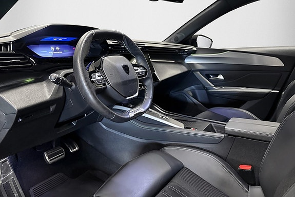 Peugeot 408 8 of 25