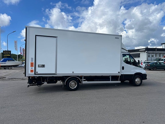 Iveco Daily 72C14G A8 CNG Skåpbil med Z-Lift 6 of 12