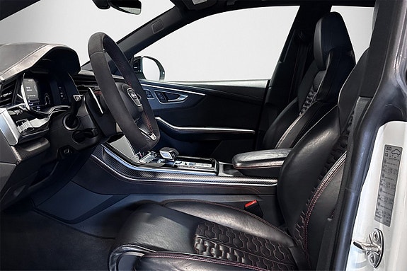 Audi RS Q8 8 of 30
