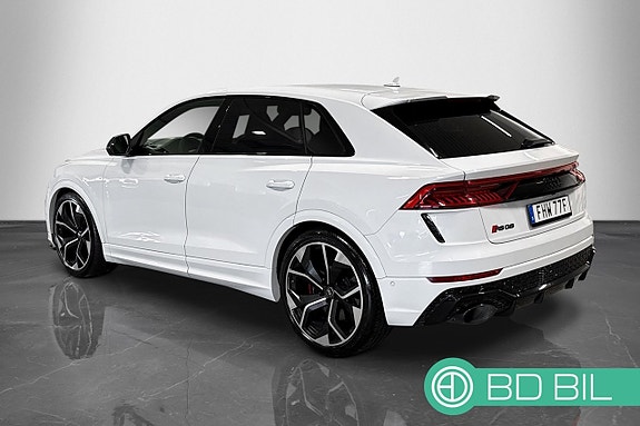 Audi RS Q8 3 of 5