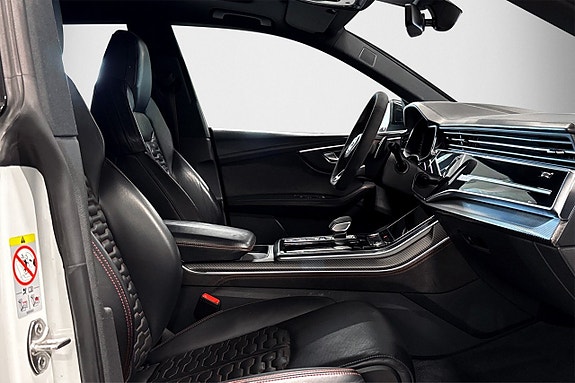 Audi RS Q8 15 of 30