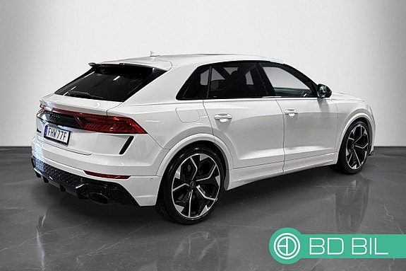 Audi RS Q8 4 of 5