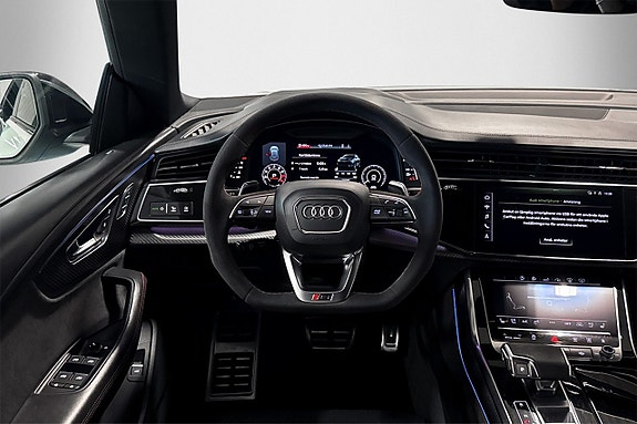 Audi RS Q8 12 of 30