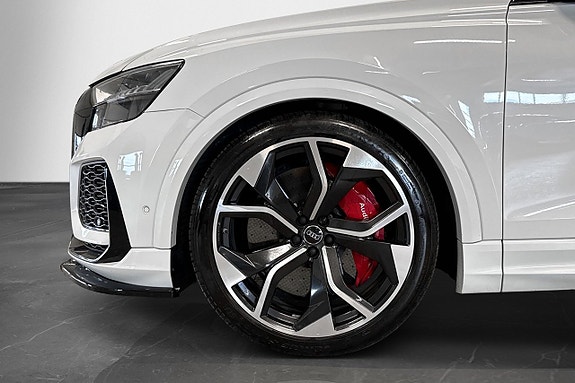 Audi RS Q8 29 of 30