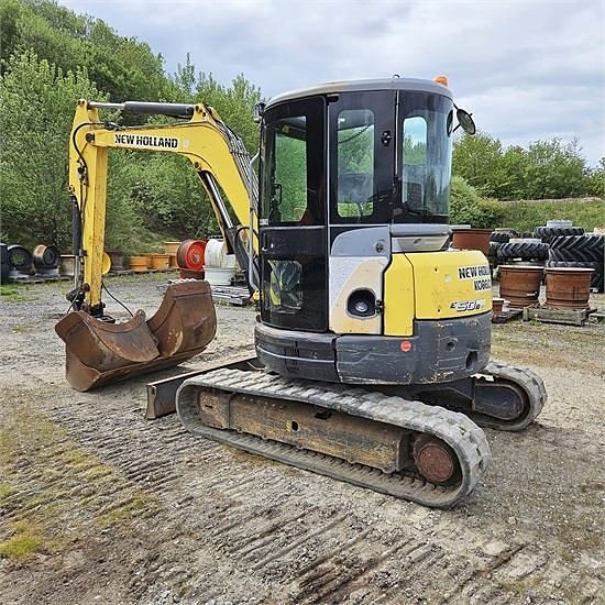 New Holland E50 B SR - Minigravemaskine / mini excavator 5 t 2 of 5