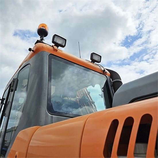 Doosan DX180 LC-3 - 18 ton 30 of 30
