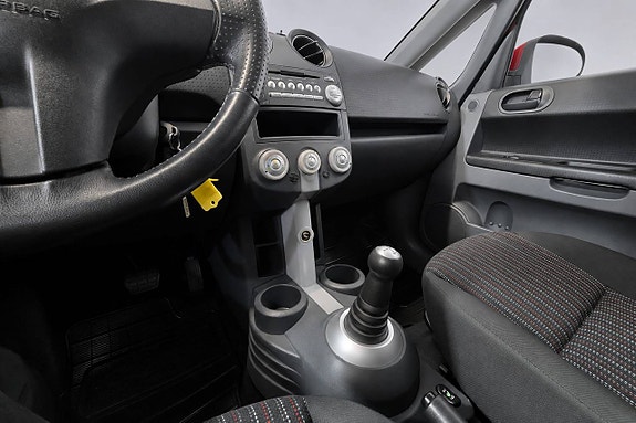 Mitsubishi Colt 17 of 18