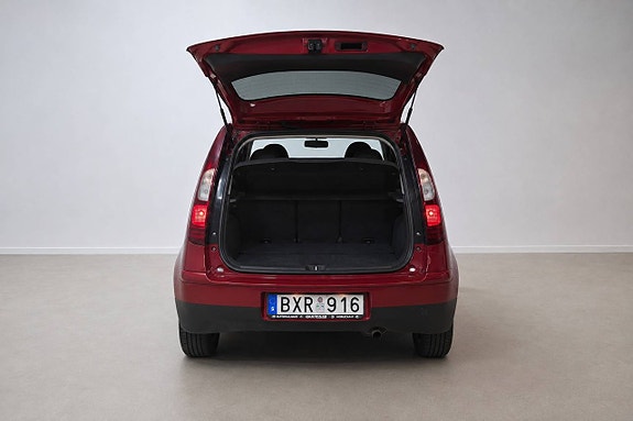 Mitsubishi Colt 7 of 18