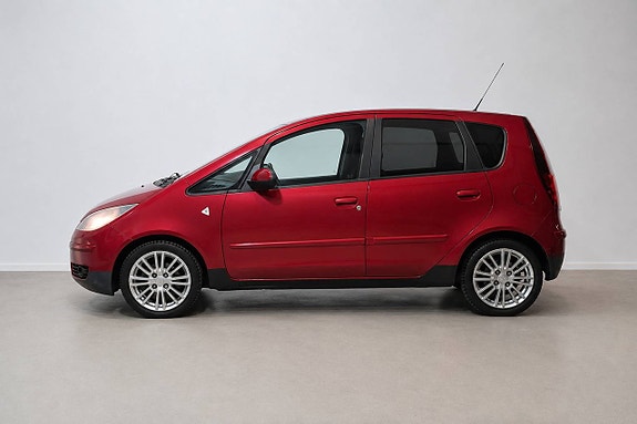 Mitsubishi Colt 4 of 18