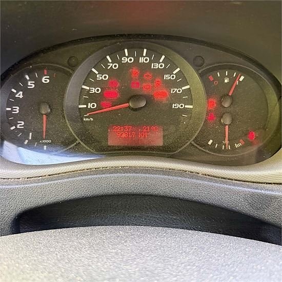 Renault Master 2.3 dCi 125 dob.kab 13 of 30