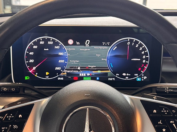 Mercedes-Benz C300 16 of 23