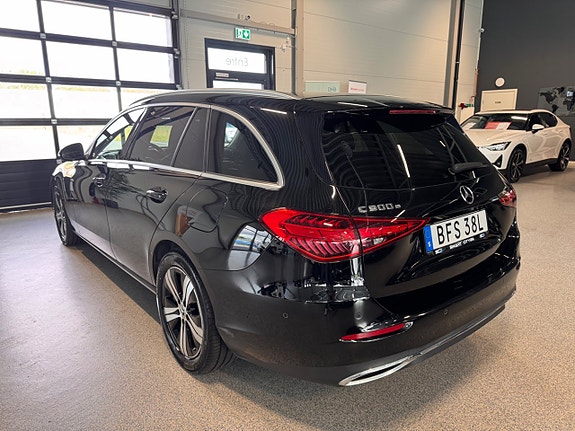Mercedes-Benz C300 7 of 23