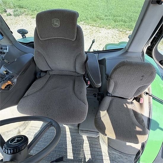 John Deere 7290 R 14 of 30