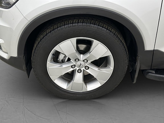 Volvo XC40 29 of 30