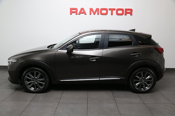 Mazda CX-3 3 of 5