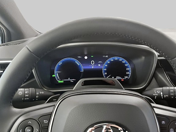 Toyota Corolla 15 of 19