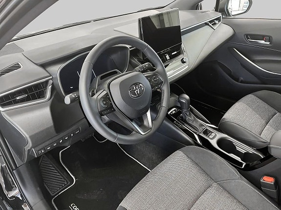 Toyota Corolla 14 of 19