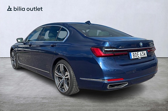 BMW 745Le 4 of 5