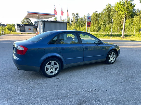 Audi A4 3 of 10