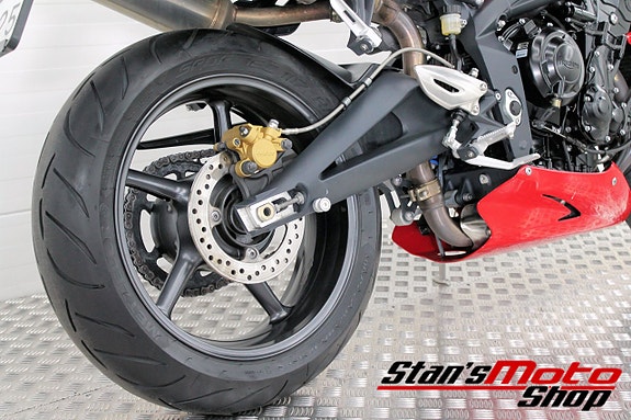 Triumph Street Triple R 675 Låga mil Stor lagerrensning – Begränsad tid! 4 of 5