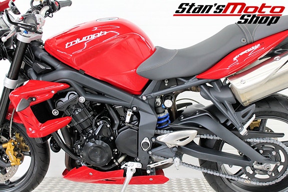 Triumph Street Triple R 675 Låga mil 12 of 16