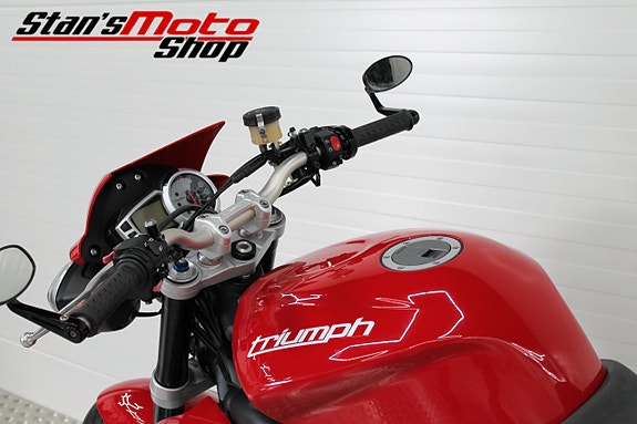 Triumph Street Triple R 675 Låga mil 15 of 16